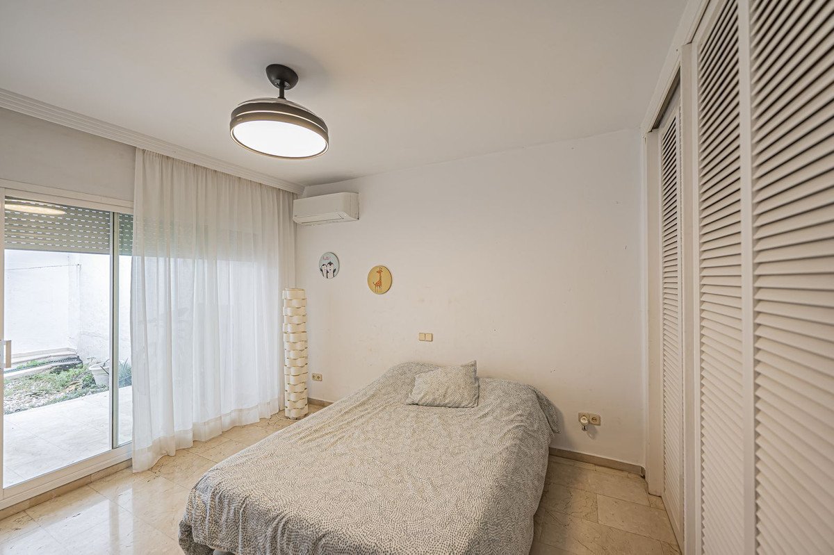 4 Bed Ground Floor Apartment in Río Real