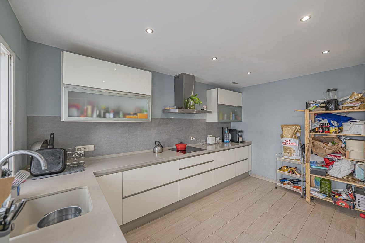 4 Bed Ground Floor Apartment in Río Real