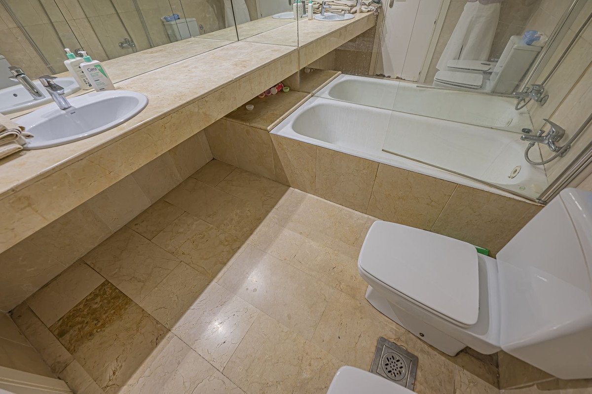 4 Bed Ground Floor Apartment in Río Real