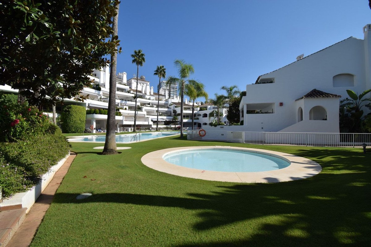 4 Bed Ground Floor Apartment in Río Real