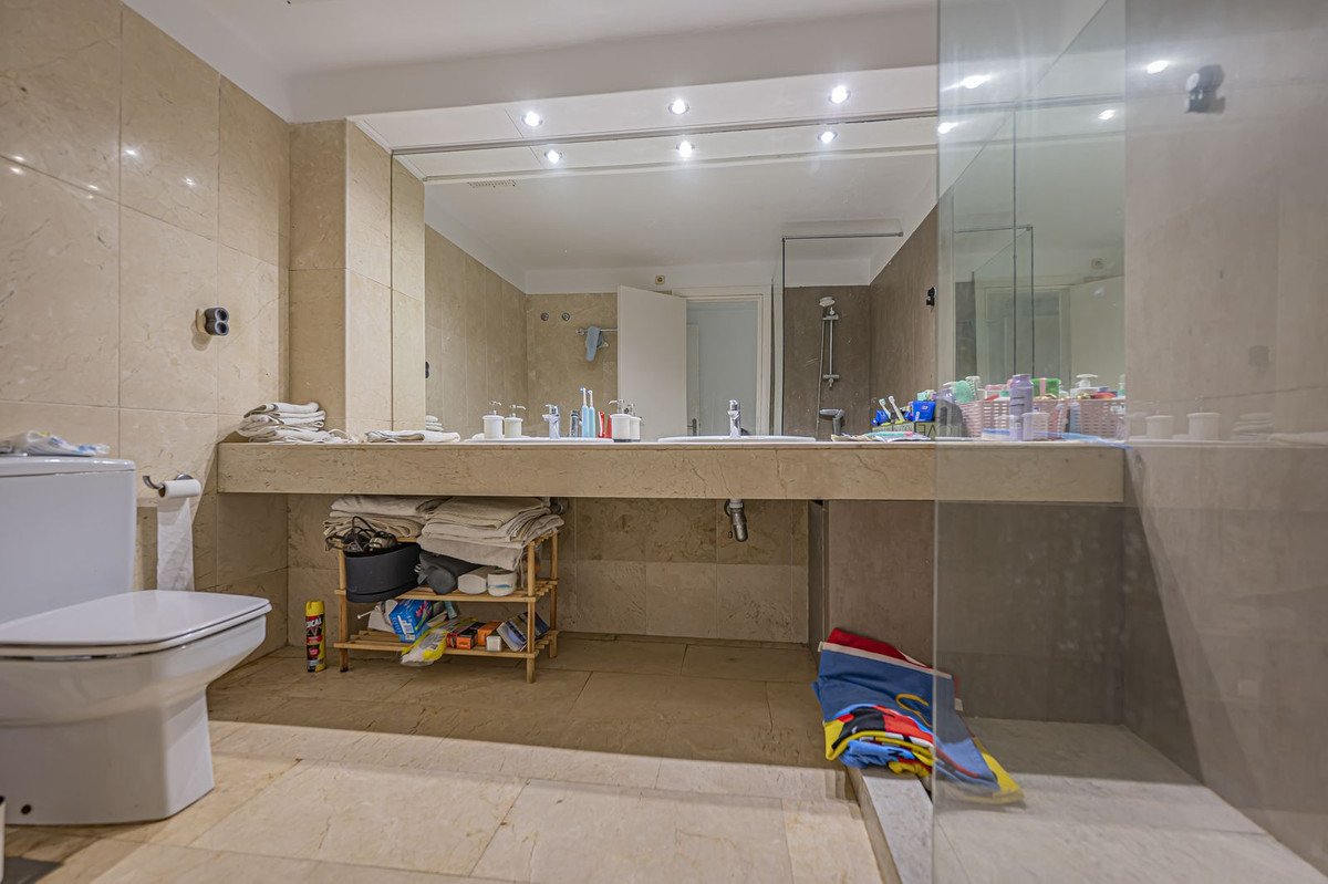 4 Bed Ground Floor Apartment in Río Real