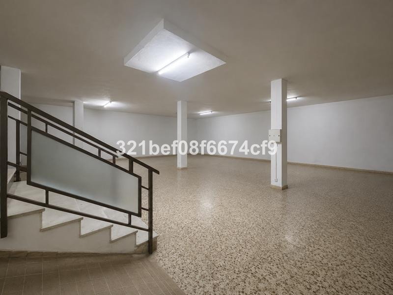 Commercial in Estepona