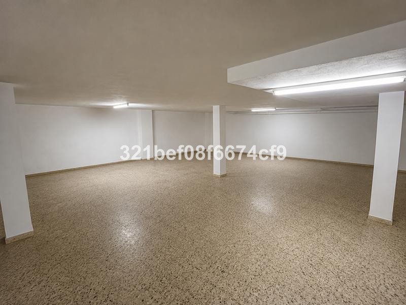 Commercial in Estepona