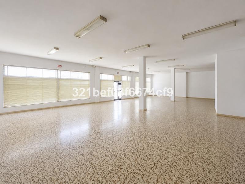 Commercial in Estepona