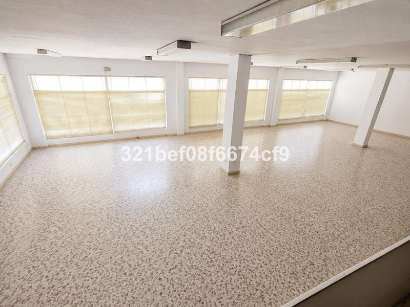Commercial in Estepona
