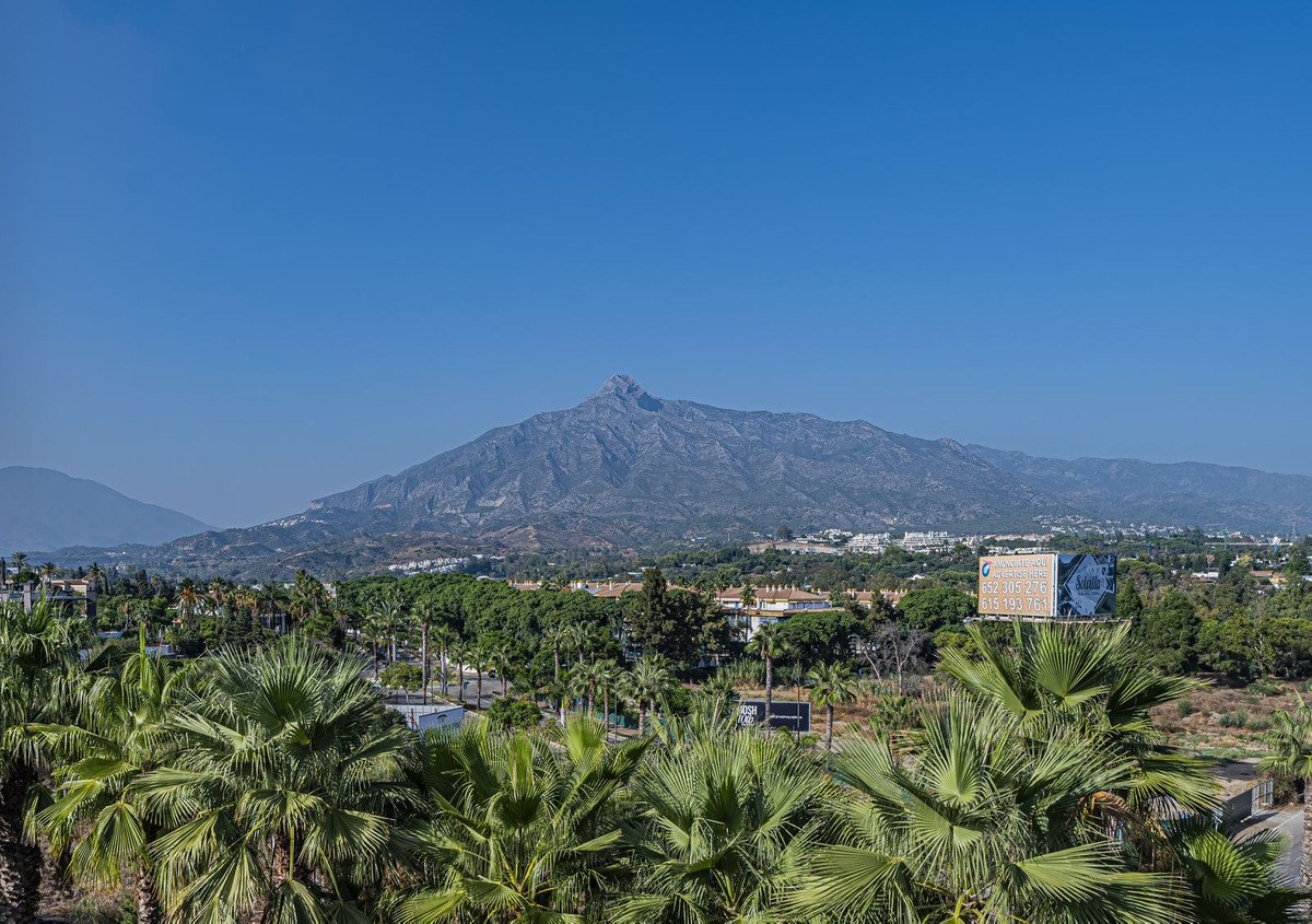 3 Bed Penthouse in Puerto Banús