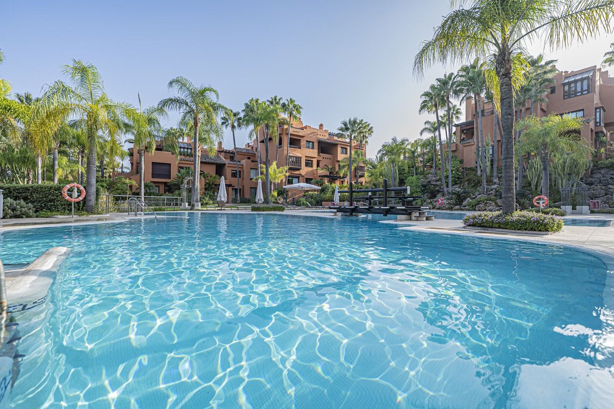 3 Bed Penthouse in Puerto Banús
