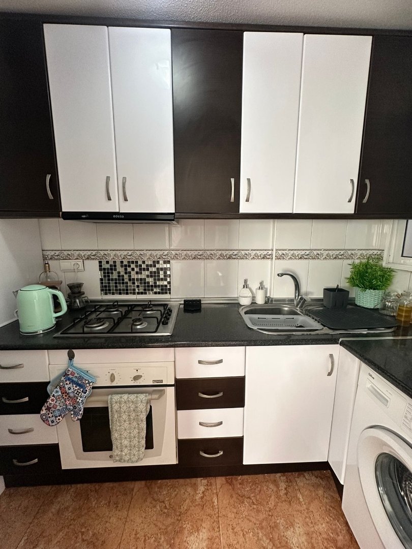 1 Bed Middle Floor Apartment in Torrevieja