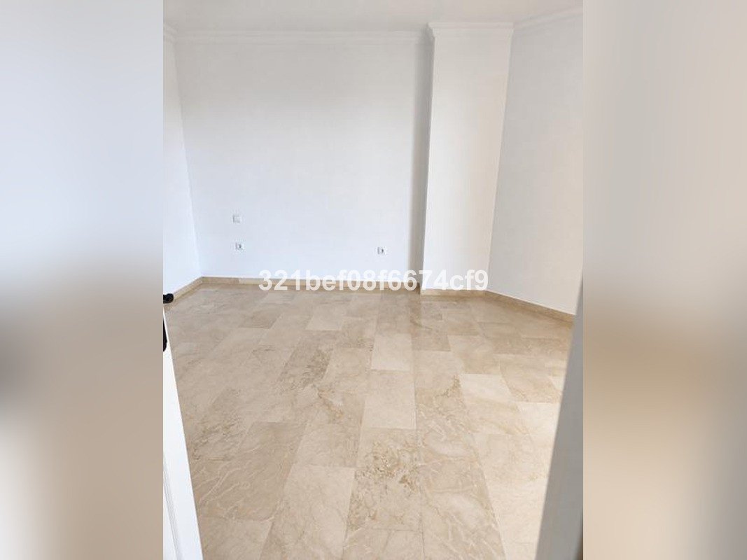 1 Bed Ground Floor Apartment in Estepona