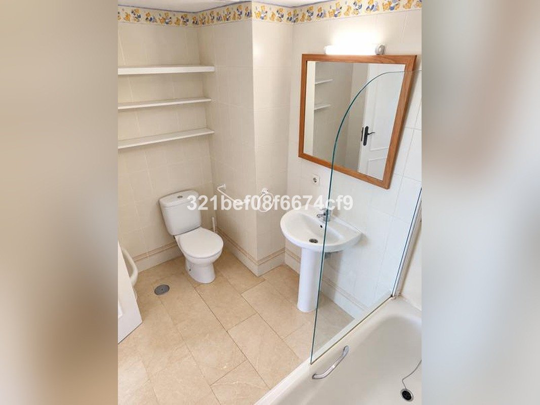 1 Bed Ground Floor Apartment in Estepona