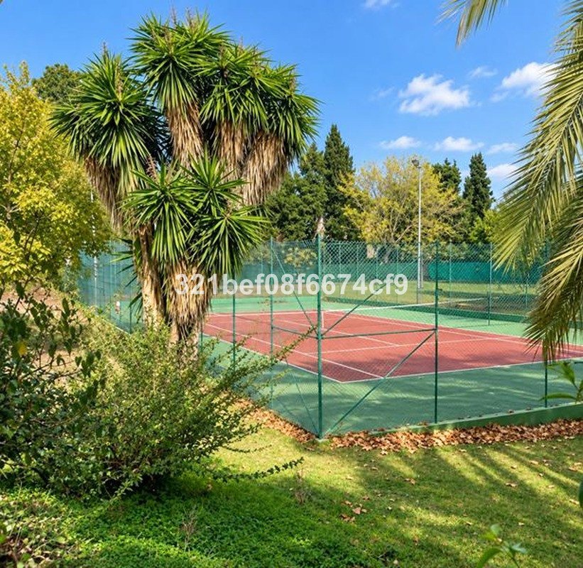 1 Bed Ground Floor Apartment in Estepona