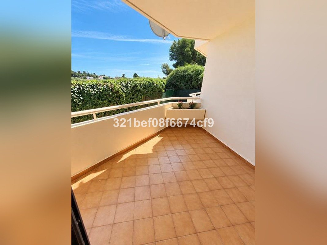 1 Bed Ground Floor Apartment in Estepona