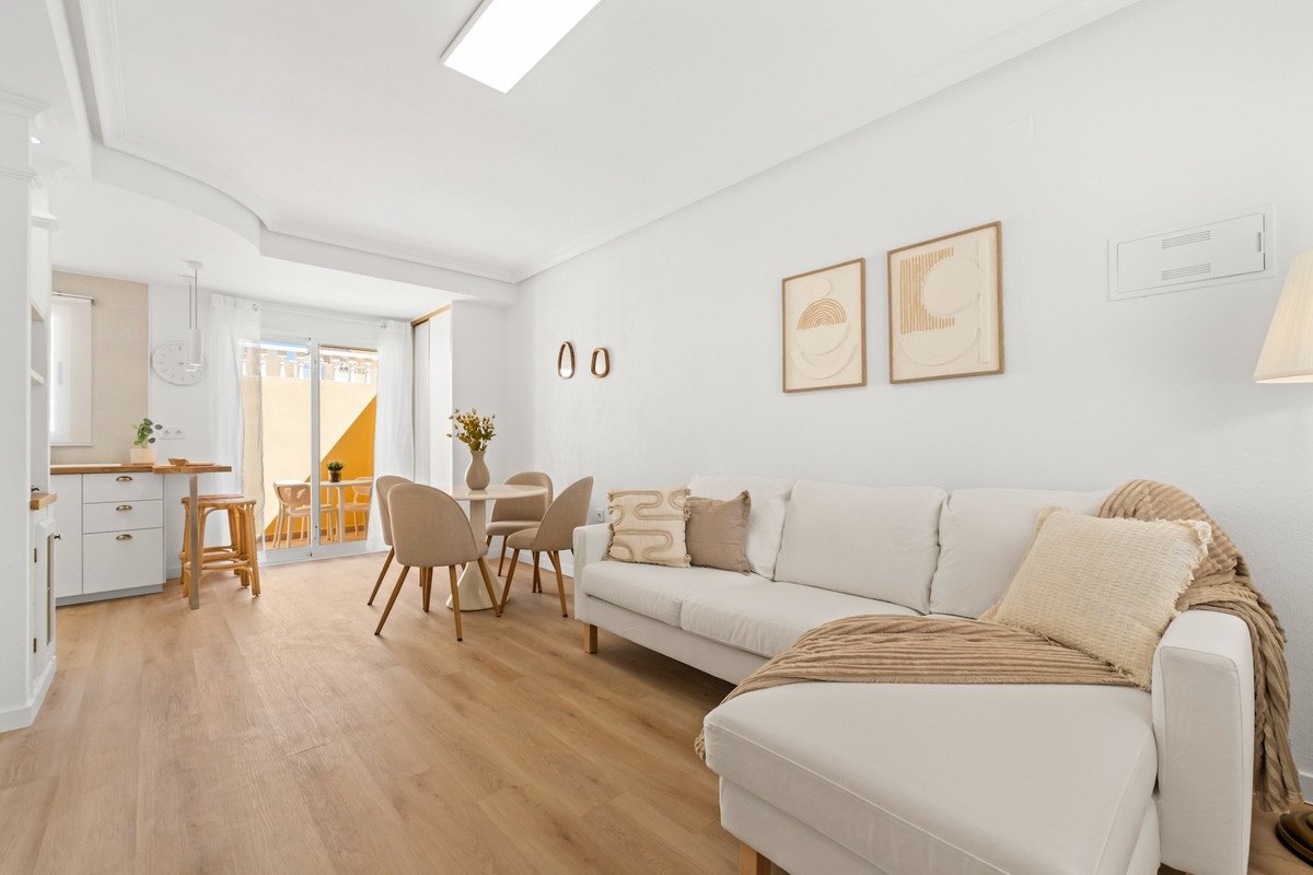 2 Bed Townhouse in El Galan