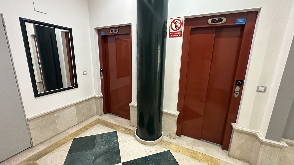 1 Bed Middle Floor Apartment in Estepona