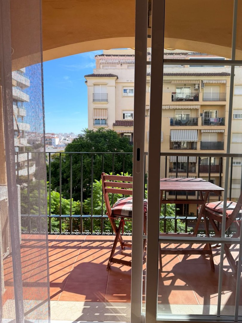 1 Bed Middle Floor Apartment in Estepona