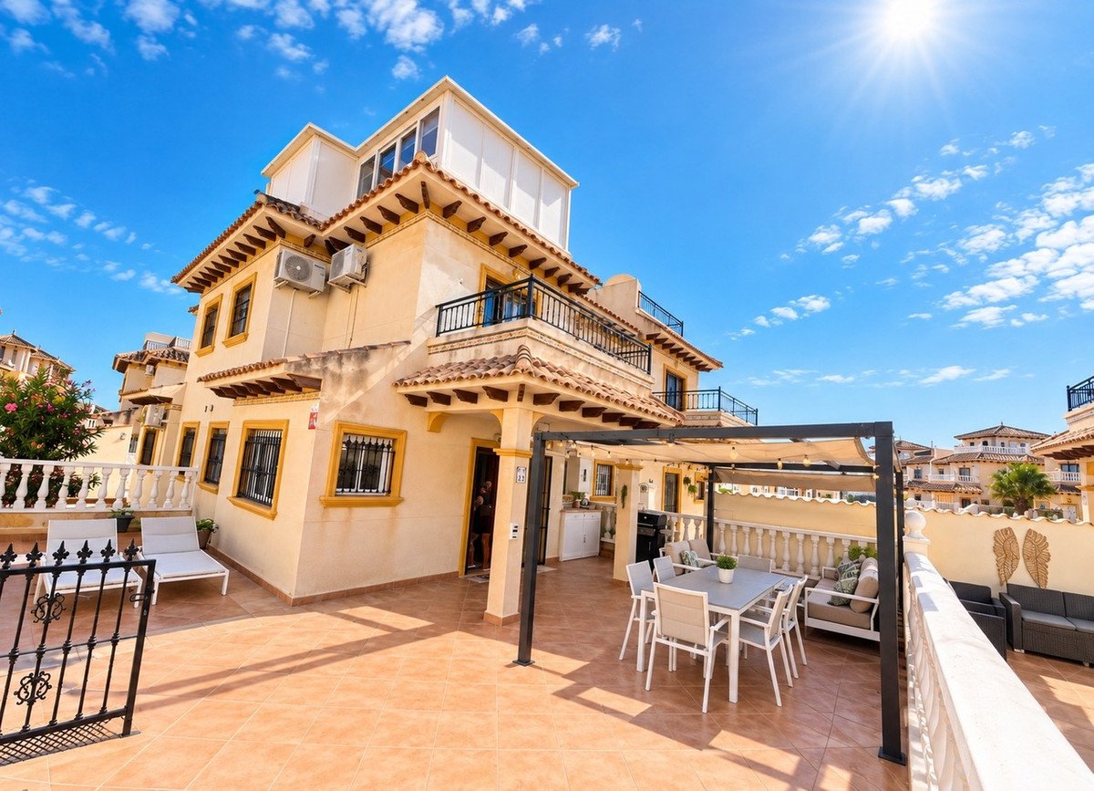 3 Bed Townhouse in La Zenia