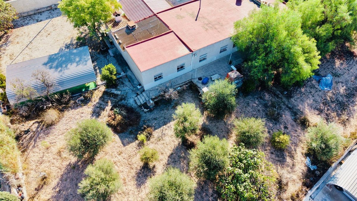 4 Bed Detached Villa in Crevillent