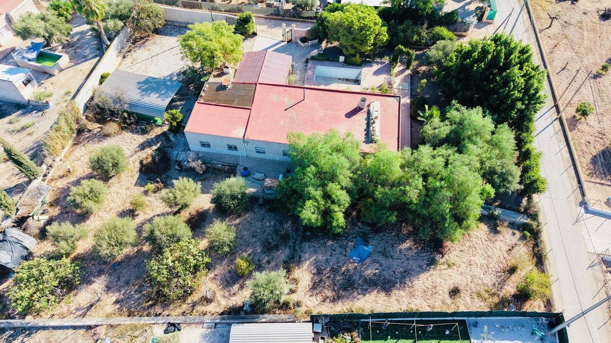 4 Bed Detached Villa in Crevillent