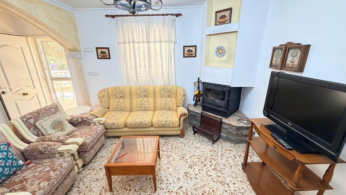 4 Bed Detached Villa in Crevillent