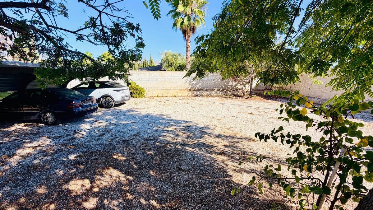4 Bed Detached Villa in Crevillent