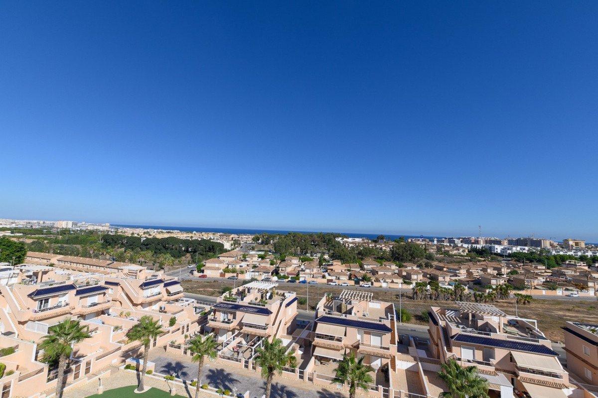 2 Bed Penthouse in Punta Prima