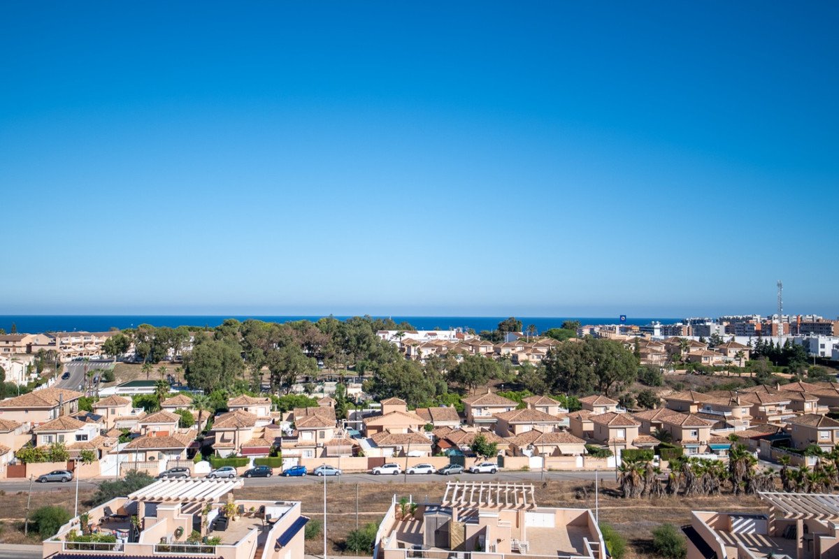 2 Bed Penthouse in Punta Prima