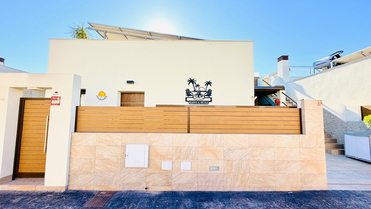 3 Bed Semi-Detached House in Los Montesinos