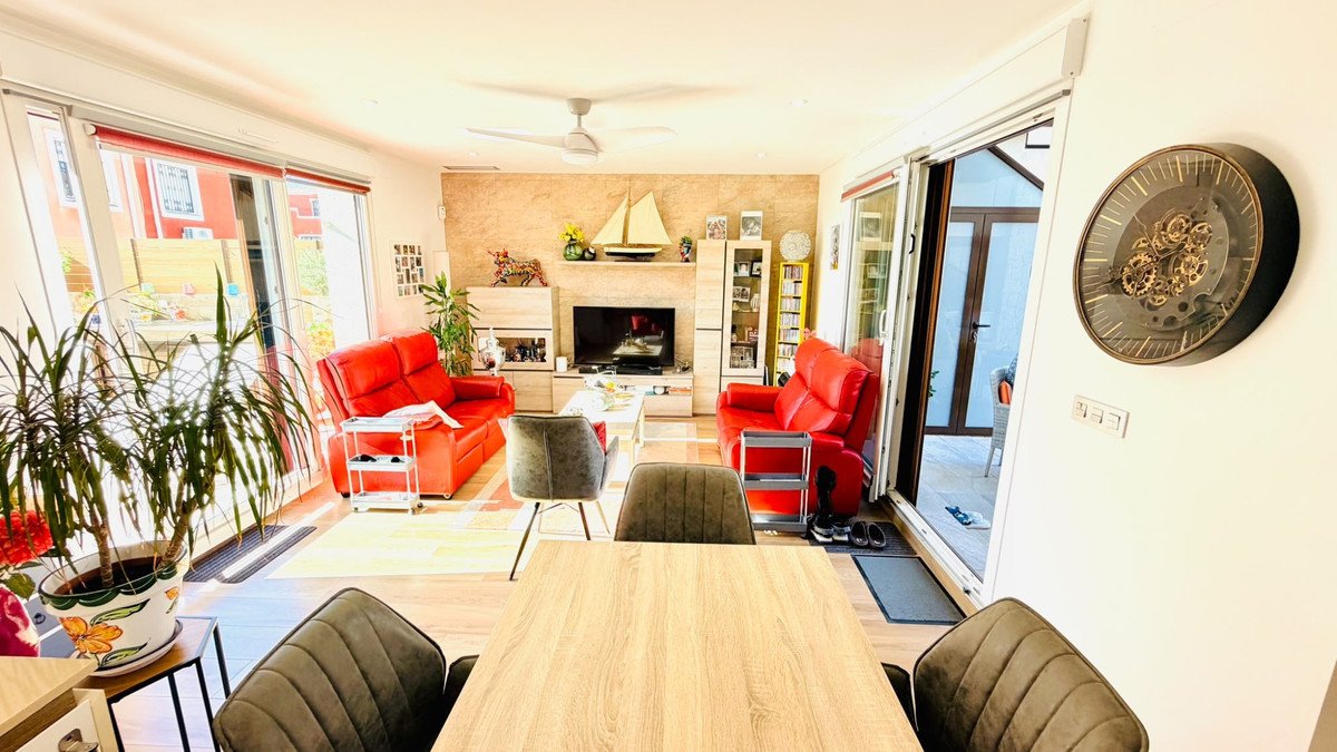 3 Bed Semi-Detached House in Los Montesinos