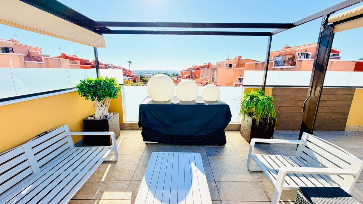 3 Bed Semi-Detached House in Los Montesinos