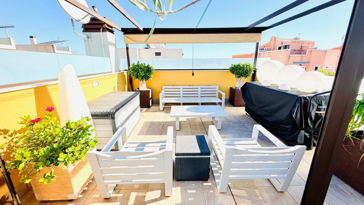 3 Bed Semi-Detached House in Los Montesinos
