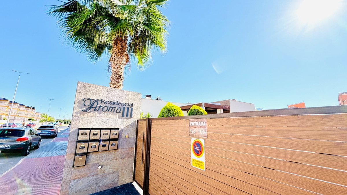3 Bed Semi-Detached House in Los Montesinos
