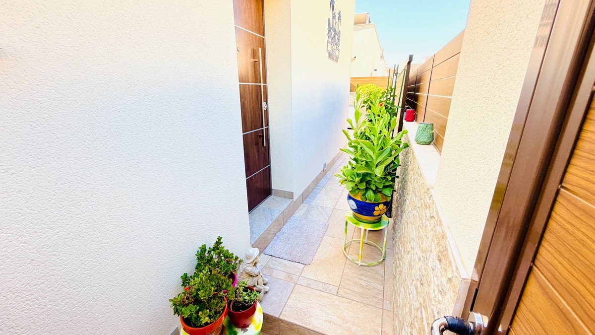 3 Bed Semi-Detached House in Los Montesinos