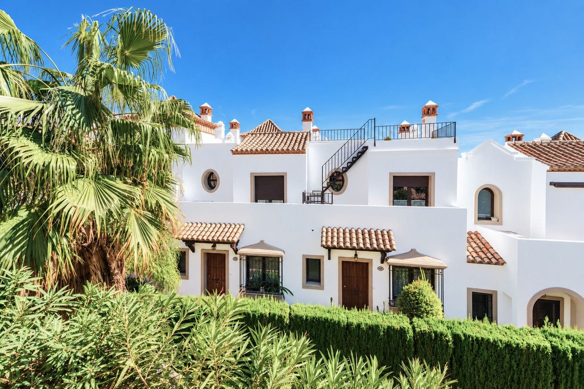 3 Bed Townhouse in Estepona