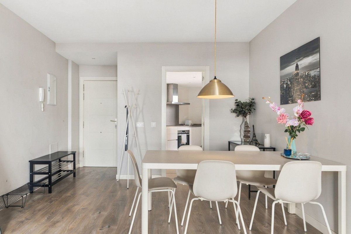 3 Bed Middle Floor Apartment in Nueva Andalucía