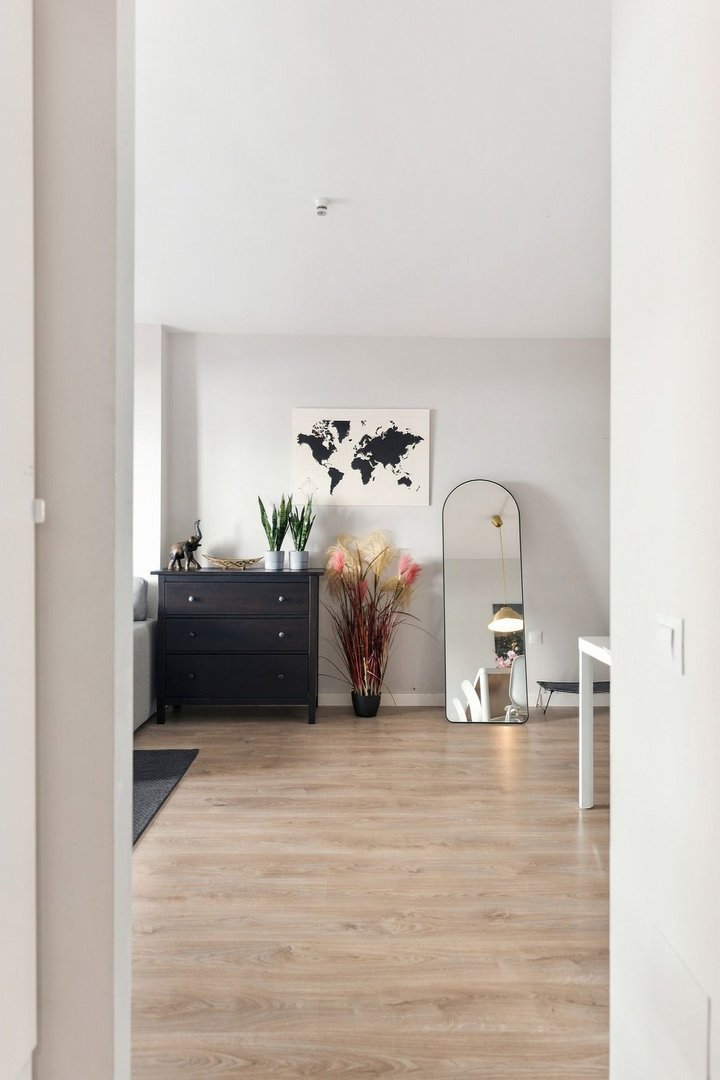 3 Bed Middle Floor Apartment in Nueva Andalucía