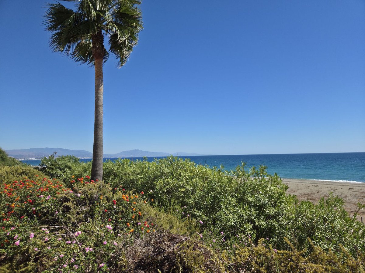 2 Bed Penthouse in Manilva