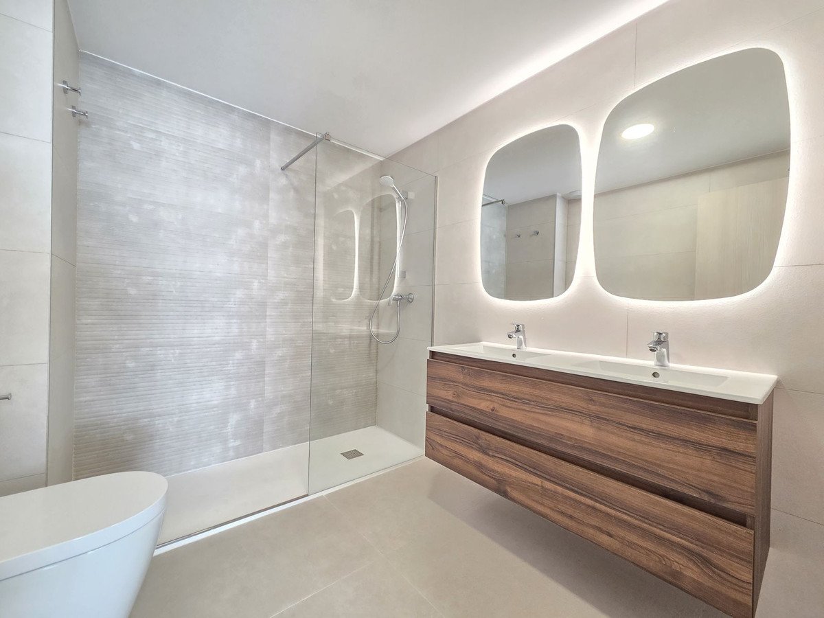 2 Bed Penthouse in Manilva