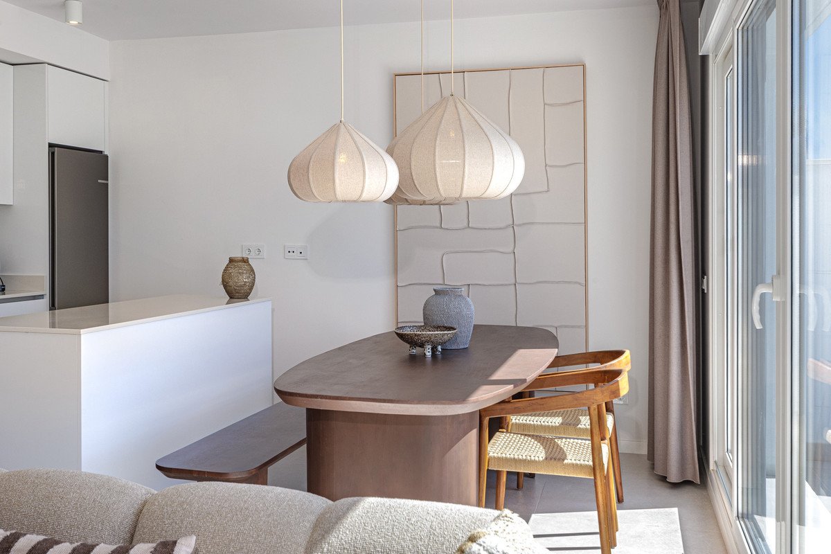 2 Bed Middle Floor Apartment in Estepona