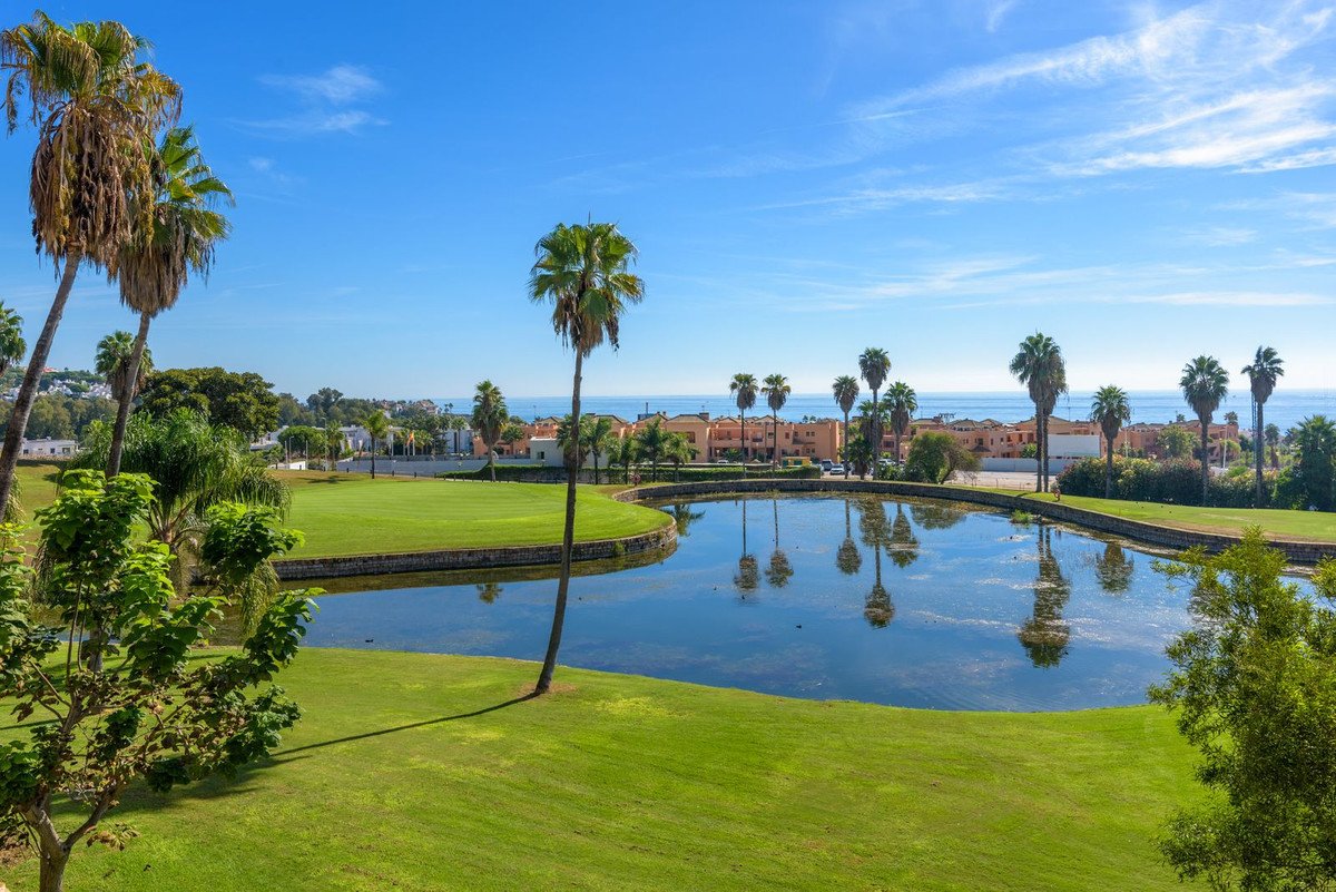 2 Bed Ground Floor Apartment in Casares Playa
