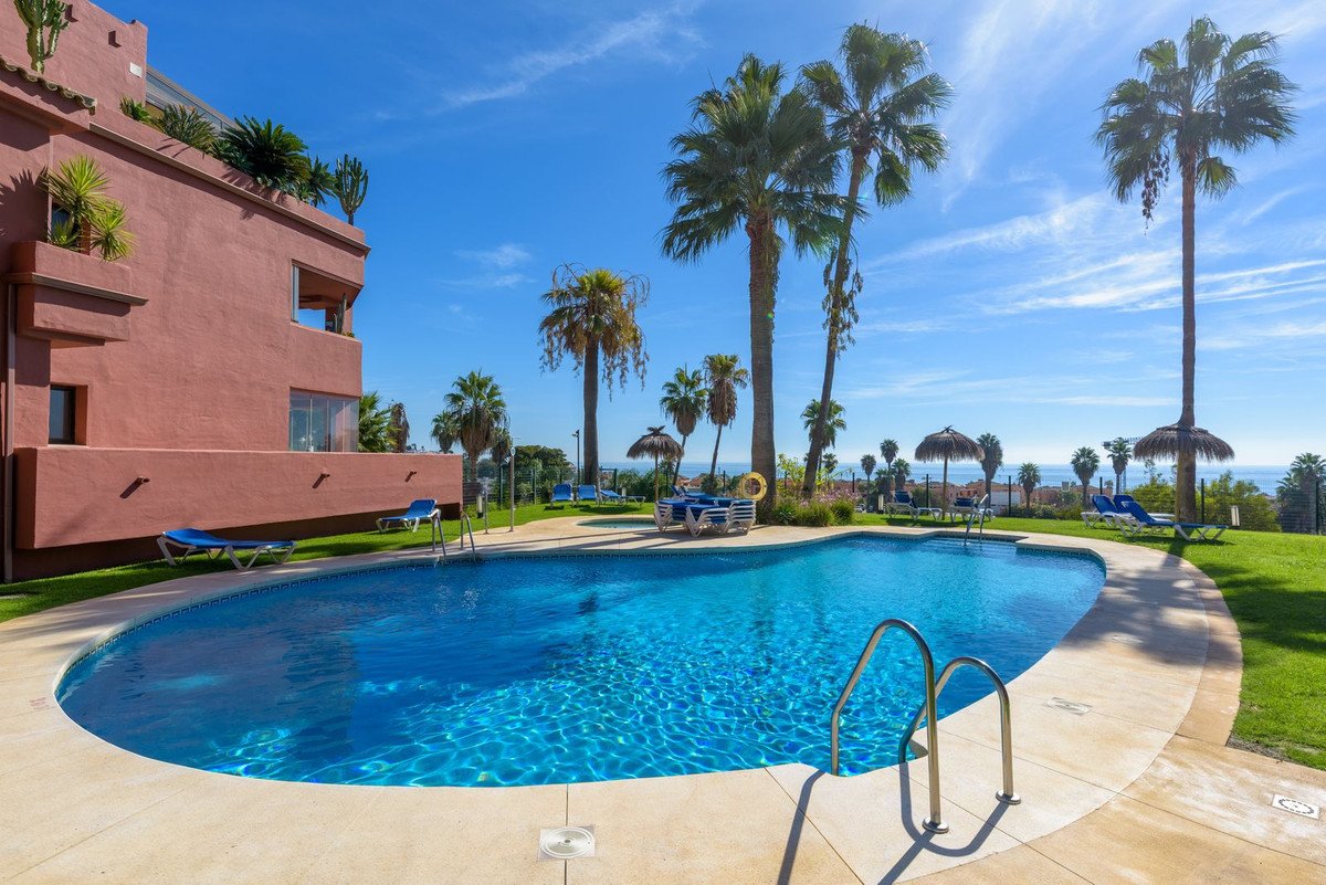 2 Bed Ground Floor Apartment in Casares Playa