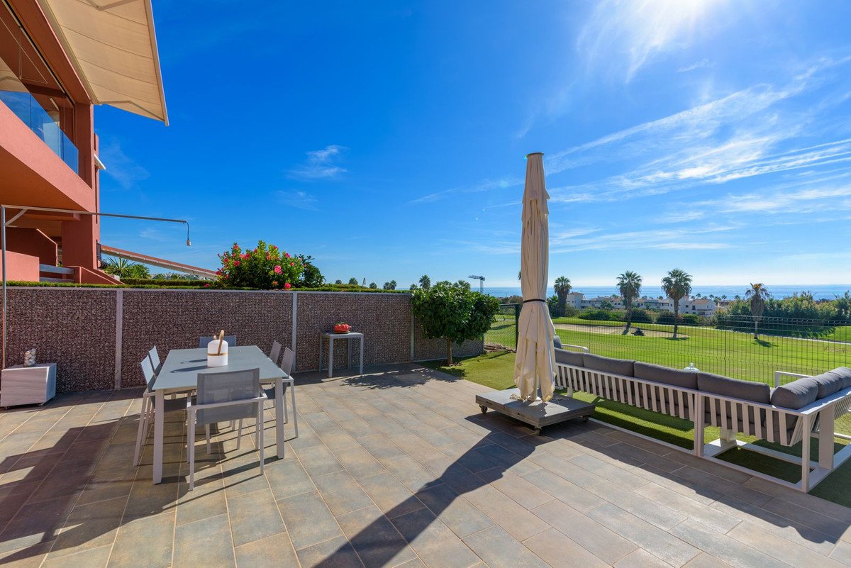 2 Bed Ground Floor Apartment in Casares Playa