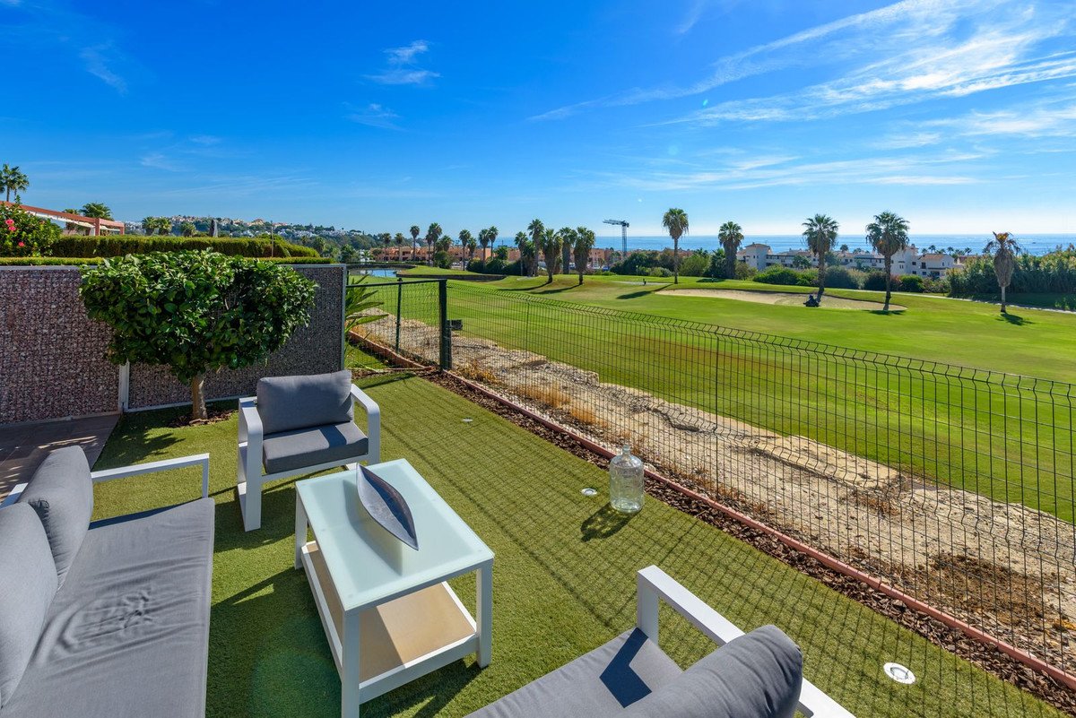 2 Bed Ground Floor Apartment in Casares Playa