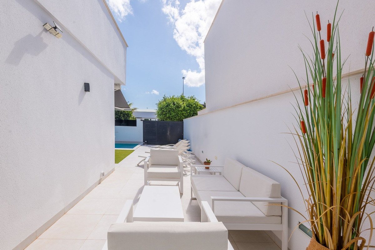 4 Bed Detached Villa in San Pedro del Pinatar