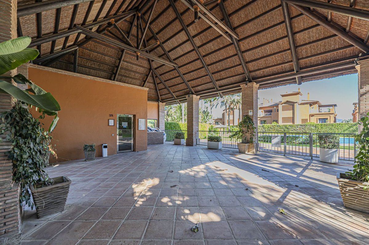 2 Bed Ground Floor Apartment in Atalaya