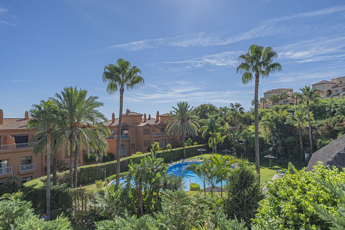 2 Bed Ground Floor Apartment in Atalaya
