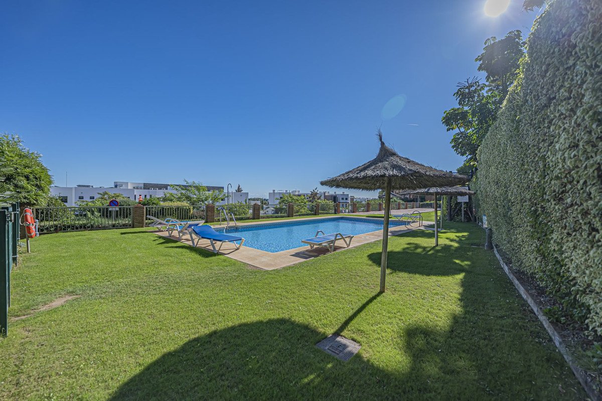 2 Bed Ground Floor Apartment in Atalaya