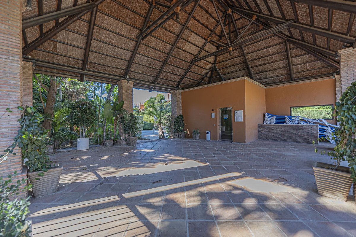2 Bed Ground Floor Apartment in Atalaya