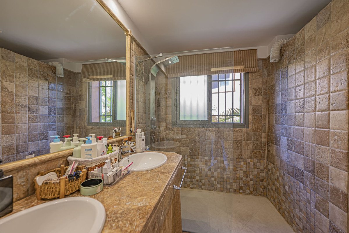 2 Bed Ground Floor Apartment in Atalaya