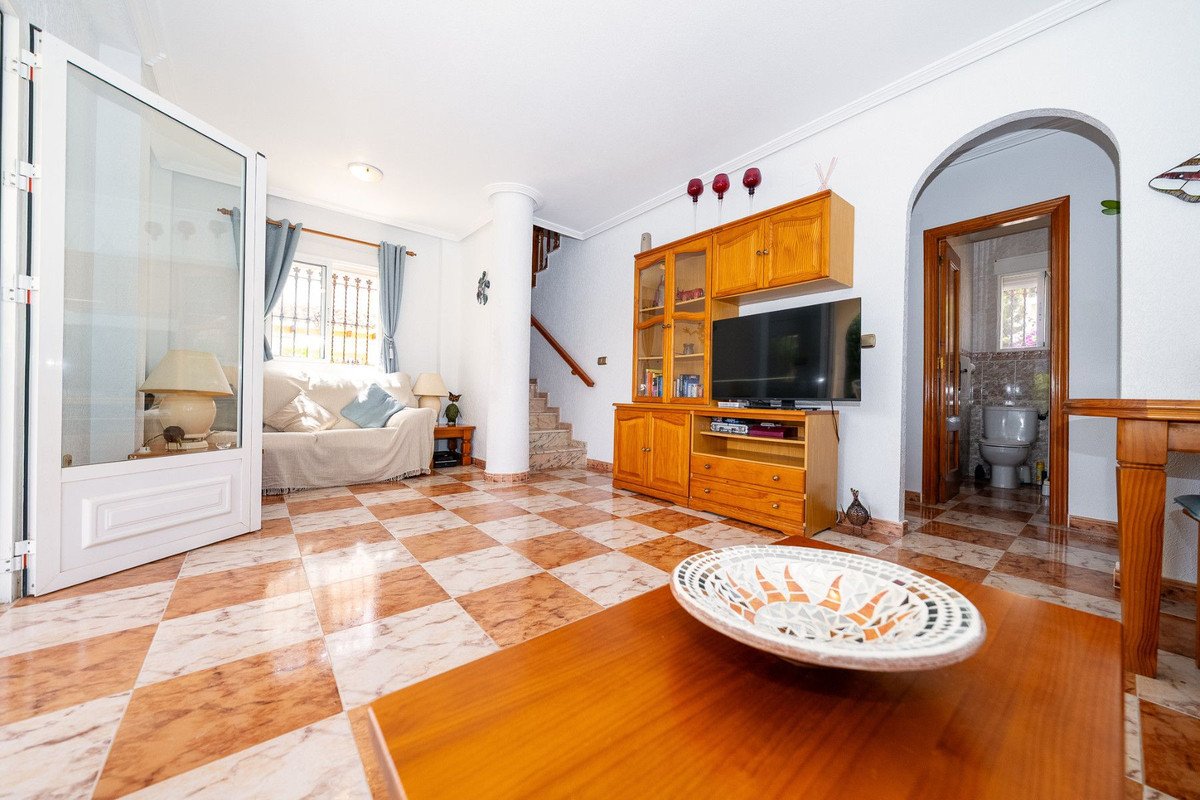 3 Bed Detached Villa in Orihuela Costa