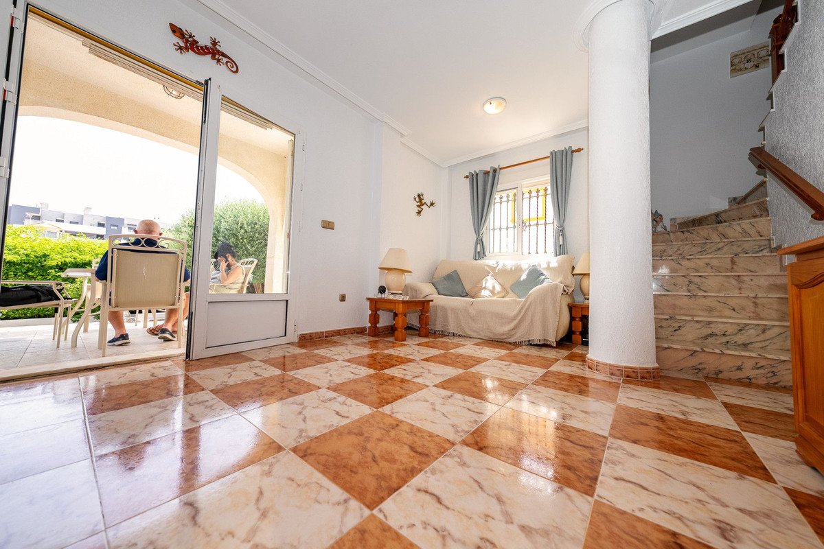 3 Bed Detached Villa in Orihuela Costa